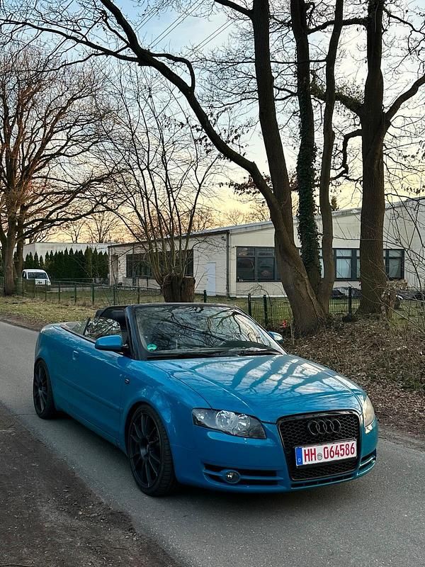 Gebraucht Audi A4 140 PS (102 kW) 2010 Blau Cabrio