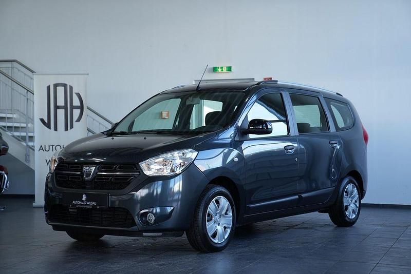 Gebraucht Dacia Lodgy Comfort 102 PS (75 kW) 2021 Grau Van / Kleinbus