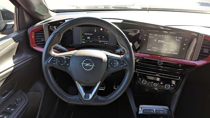 Gebraucht Opel Mokka-e GS Line 100 kW (136 PS) 2022 Diamant schwarz SUV