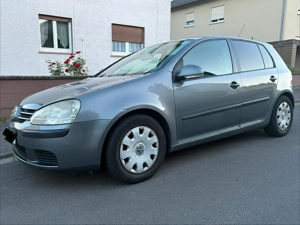 Gebraucht VW Golf V 102 PS (75 kW) 2007 Grau Kleinwagen