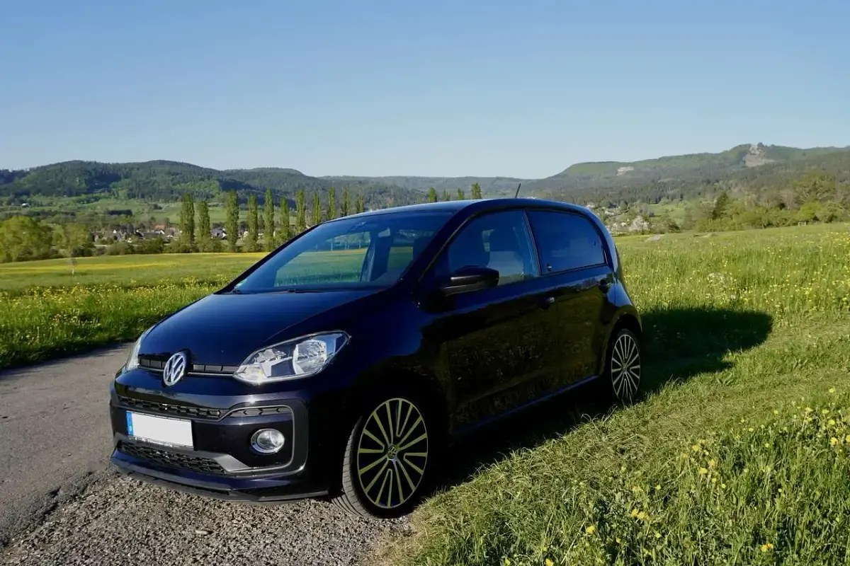 Gebraucht VW up! Sound 90 PS (66 kW) 2017 Schwarz Kleinwagen