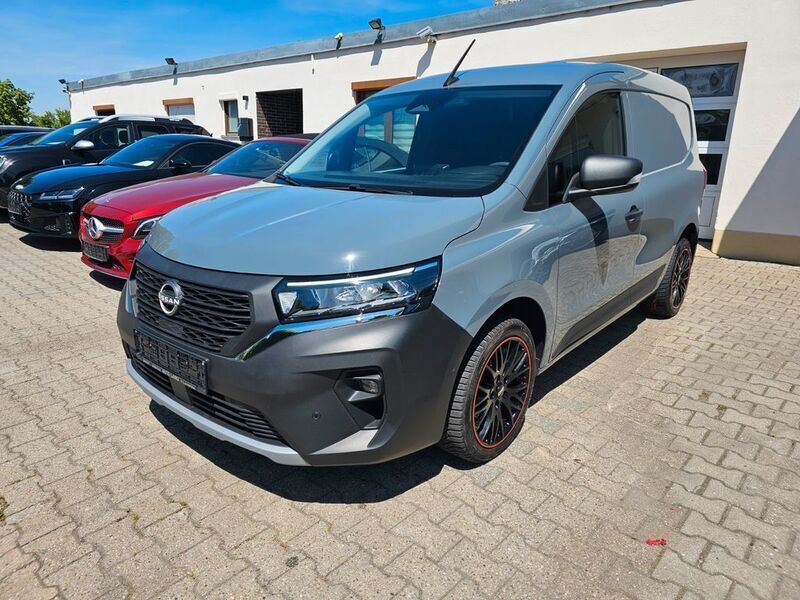 Grau Gebraucht 2022 Nissan Townstar Acenta Van / Kleinbus | 15.499 € (Superpreis) - Bild 1/4