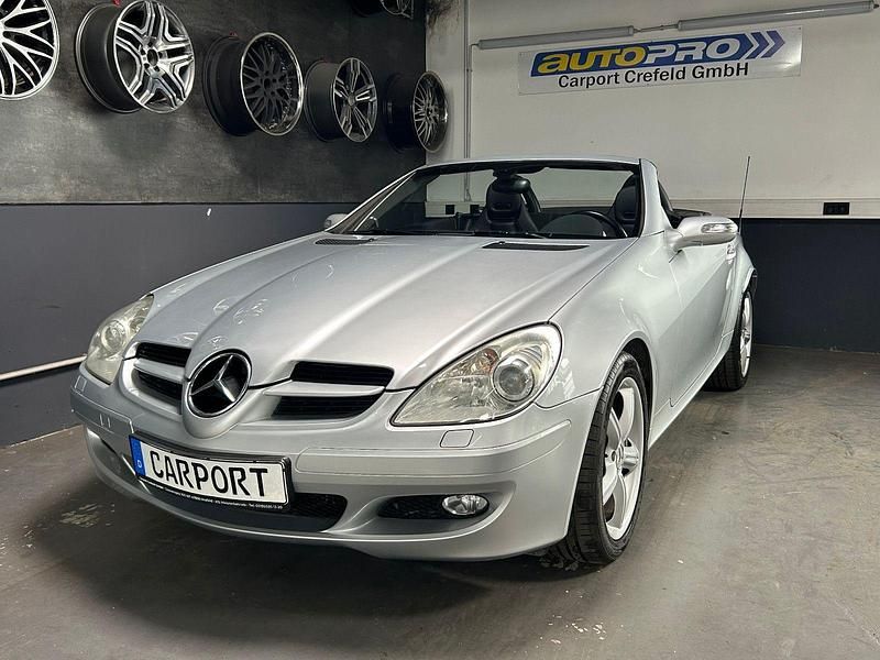 Gebraucht Mercedes SLK350 272 PS (200 kW) 2005 Silber Cabrio