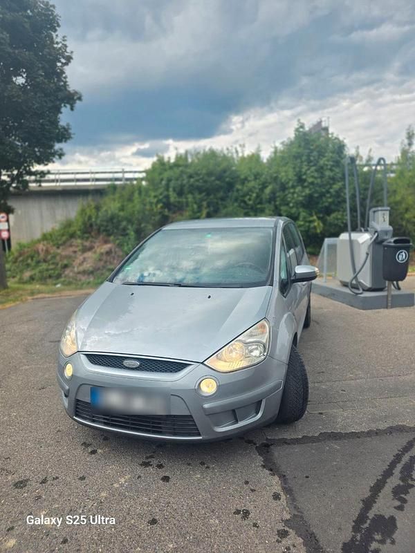 Grau Gebraucht 2007 Ford S-MAX S Van / Kleinbus | 2.100 € - Bild 1/4