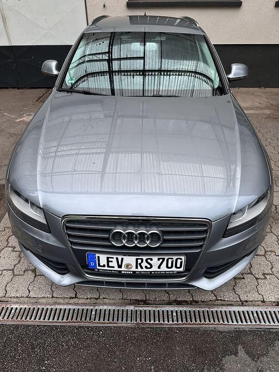 Grau Gebraucht 2008 Audi A4 S-Line Kombi | 4.900 € (Superpreis) - Bild 1/4
