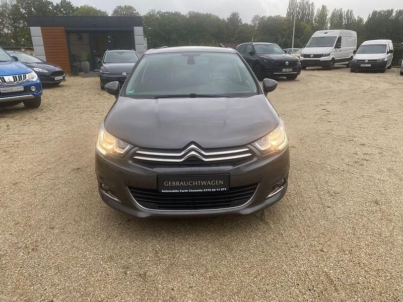 Grau Gebraucht 2018 Citroën C4 SELECTION Limousine | 9.490 € (Fairer Preis) - Bild 1/4