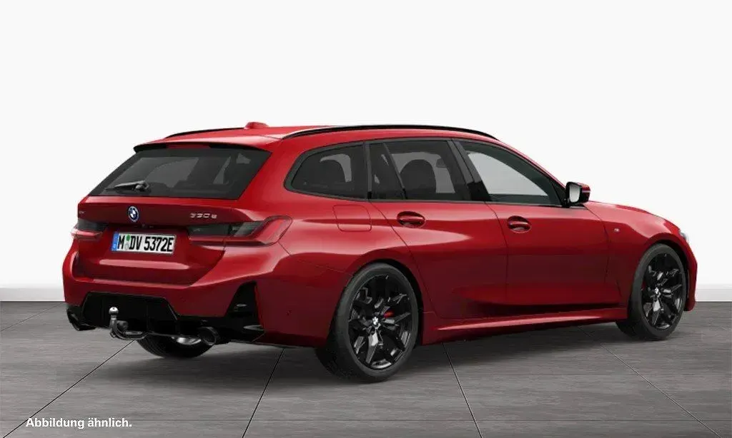 Gebraucht BMW 330e M Sport 292 PS (214 kW) 2025 Rot Kombi