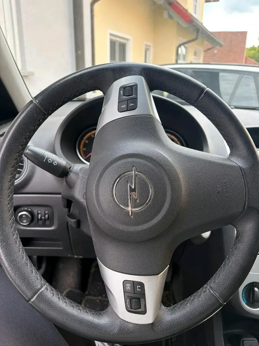 Gebraucht Opel Corsa 86 PS (63 kW) 2011 Grau Kleinwagen