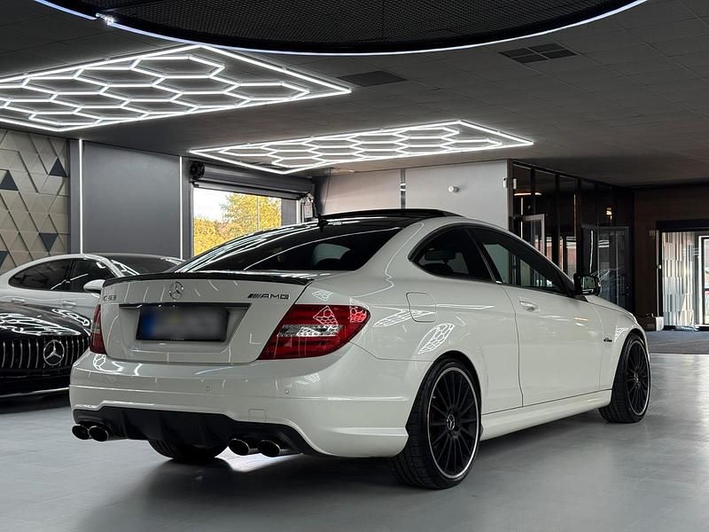 Gebraucht Mercedes C63 AMG AMG 487 PS (358 kW) 2013 Weiß Coupé