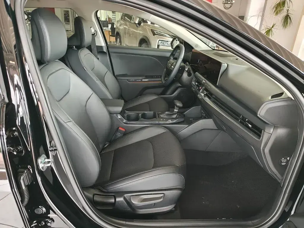 Neu Kia K4 Spirit 150 PS (110 kW) 2026 Schwarz Kombi