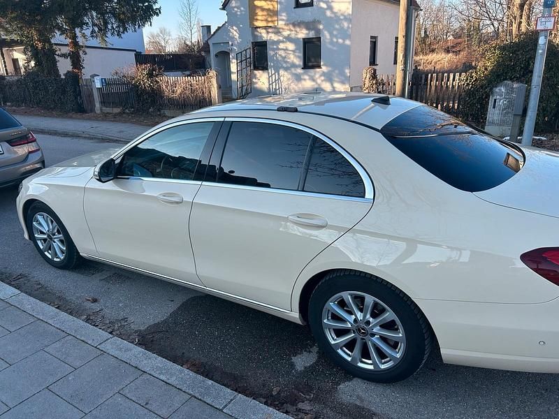 Gebraucht Mercedes 220 2018 Andere farben Limousine