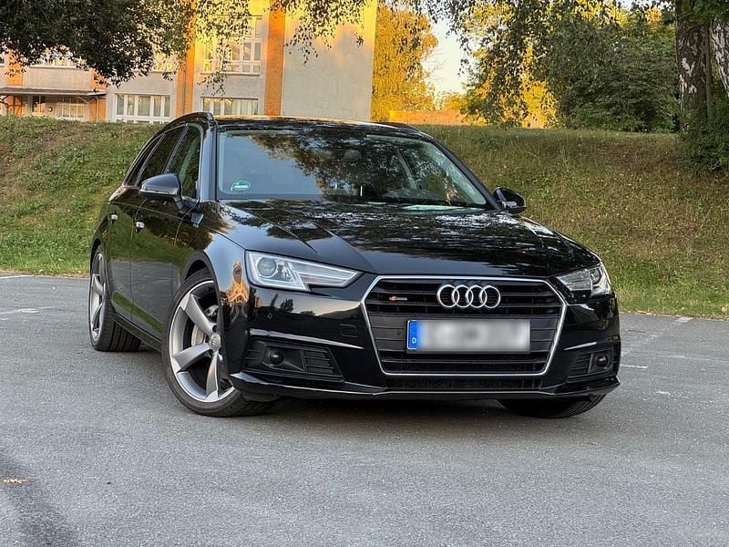 Schwarz Gebraucht 2016 Audi A4 Sport Kombi | 14.200 € - Bild 1/4