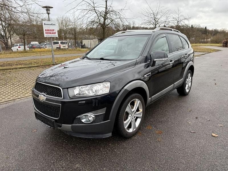 Schwarz Gebraucht 2012 Chevrolet Captiva LTZ SUV | 5.690 € (Superpreis) - Bild 1/4
