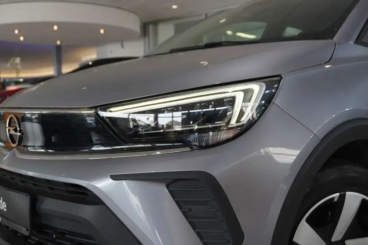 Second-hand Opel Crossland X Edition 83 CP (61 kW) 2022 Gri SUV