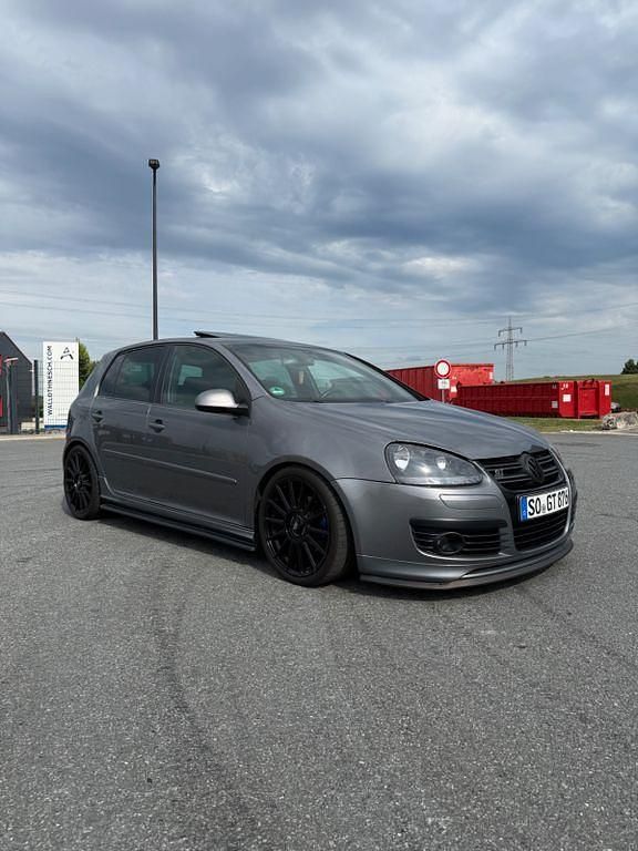 Grau Gebraucht 2008 VW Golf V GT Limousine | 4.650 € (Etwas zu teuer) - Bild 1/4