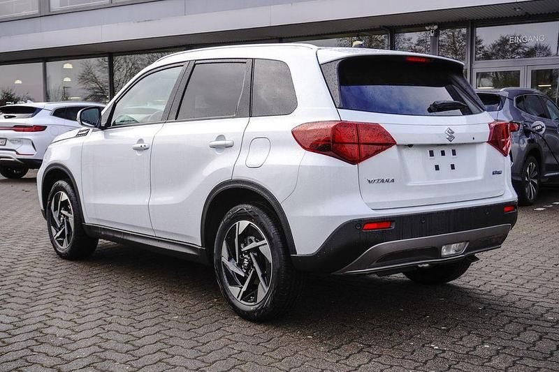 Neu Suzuki Vitara Comfort+ 110 PS (80 kW) 2025 Weiß SUV