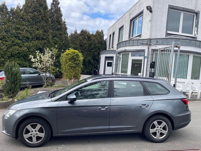 Used Seat Leon ST Reference 86 HP (63 kW) 2014 Grey Estate