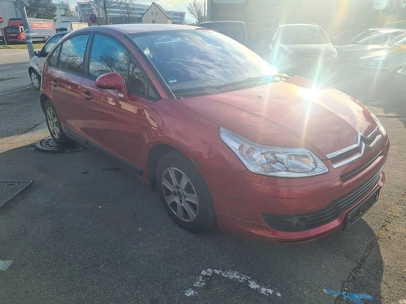 Gebraucht Citroën C4 VTR Sport 109 PS (80 kW) 2005 Rot farbe luziferrot/metalliclackie metallic Limousine