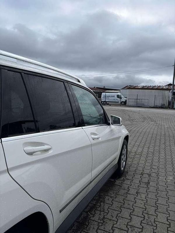 Gebraucht Mercedes GLK350 224 PS (164 kW) 2009 Weiß SUV