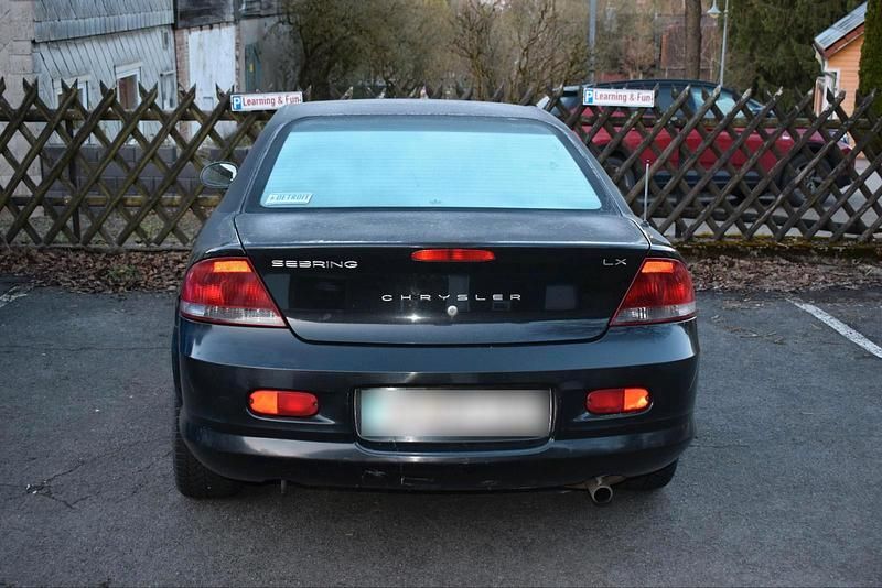 Second-hand Chrysler Sebring 204 CP (150 kW) 2003 Negru Berlinǎ