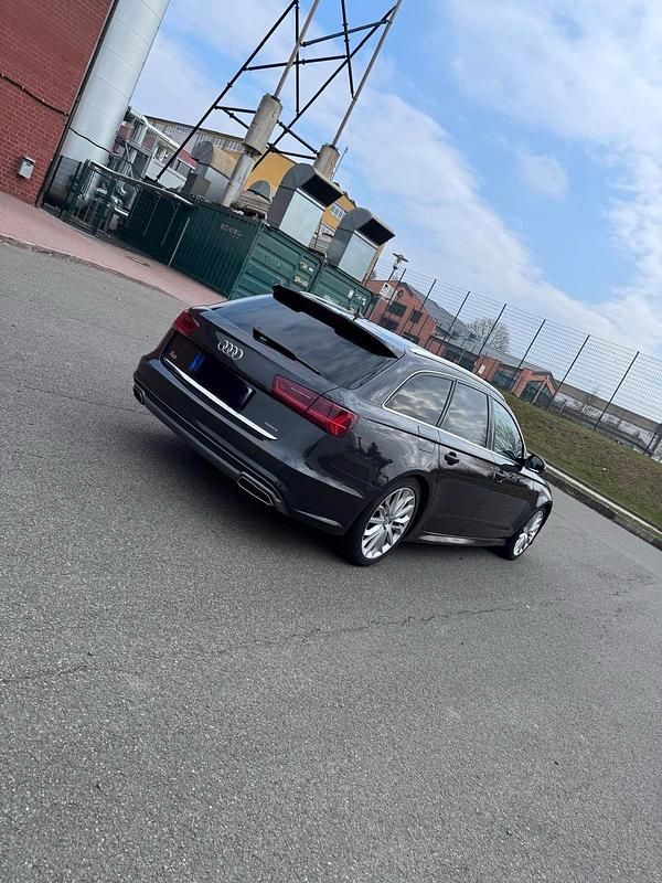 Gebraucht Audi A6 S-Line 272 PS (200 kW) 2015 Grau Kombi