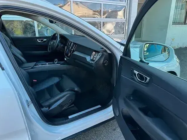 Gebraucht Volvo XC60 Inscription 392 PS (288 kW) 2021 Weiß SUV