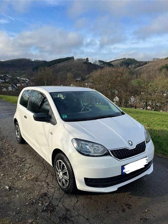 Weiß Gebraucht 2017 Skoda Citigo Kleinwagen | 5.500 € (Fairer Preis) - Bild 1/4