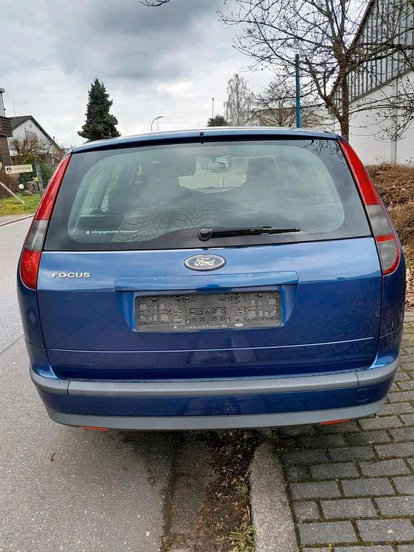 Gebraucht Ford Focus 125 PS (91 kW) 2007 Blau Kombi