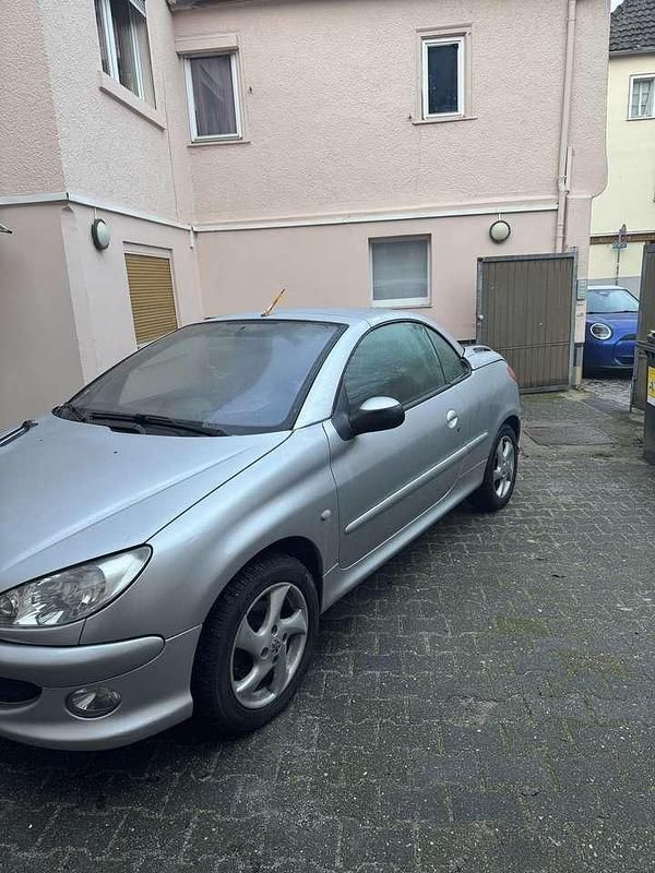 Gebraucht Peugeot 206 CC Filou 109 PS (80 kW) 2004 Cabrio