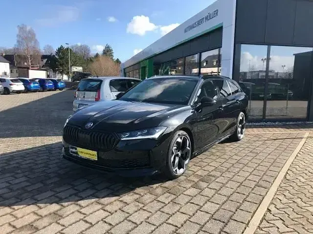 Gebraucht Skoda Superb SportLine 265 PS (194 kW) 2025 Schwarz (onyx schwarz metallic) Kombi