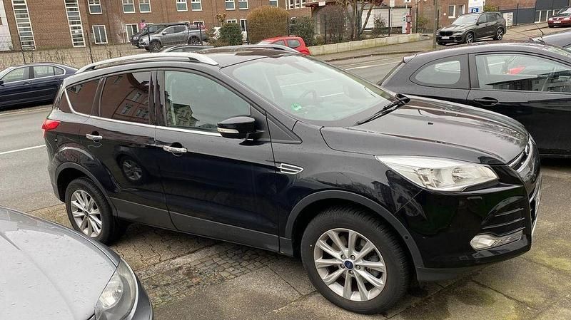 Gebraucht Ford Kuga SYNC Edition 150 PS (110 kW) 2015 Schwarz SUV