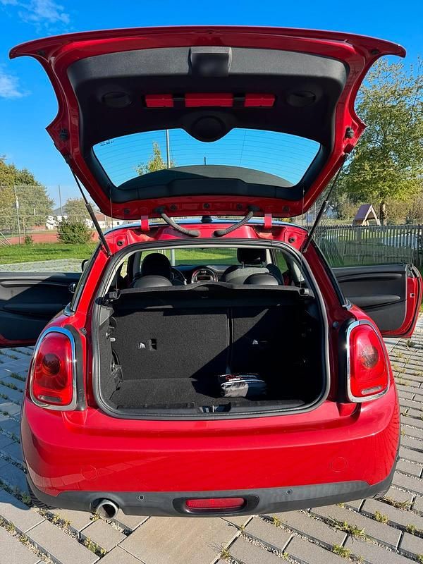 Gebraucht Mini Cooper D 115 PS (84 kW) 2015 Rot Kleinwagen