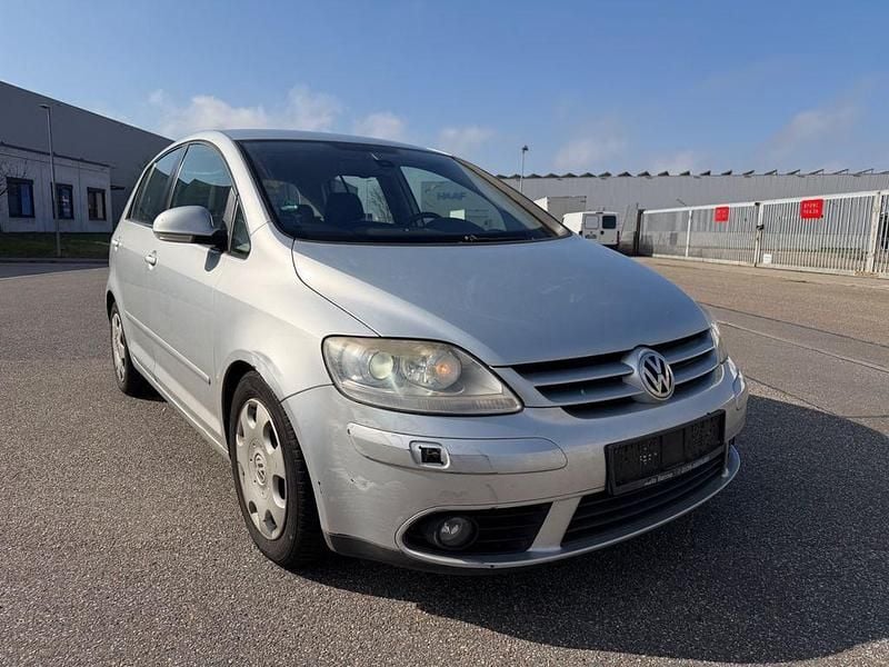 Gebraucht VW Golf V 140 PS (102 kW) 2007 Silber Limousine