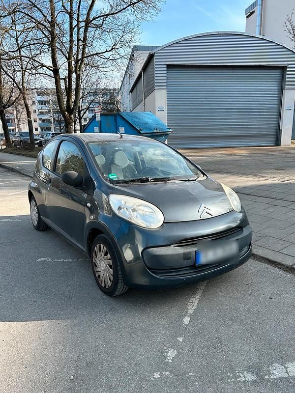 Grau Gebraucht 2007 Citroën C1 Kleinwagen | 1.450 € (Guter Preis) - Bild 1/4