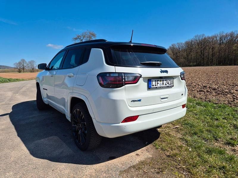 Gebraucht Jeep Compass 241 PS (177 kW) 2022 Weiß SUV