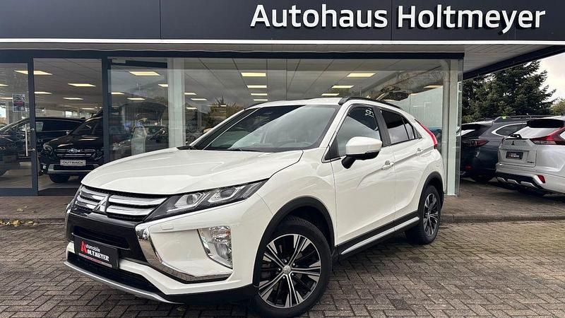 Weiß Gebraucht 2020 Mitsubishi Eclipse Cross Diamant Edition SUV | 18.950 € (Fairer Preis) - Bild 1/4