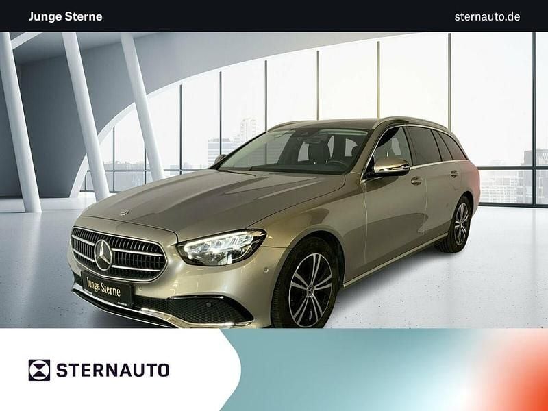 Gebraucht Mercedes E200 Avantgarde 197 PS (144 kW) 2023 Mojavesilber Kombi