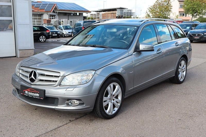 Silber Gebraucht 2010 Mercedes C250 Kombi | 9.850 € (Fairer Preis) - Bild 1/4
