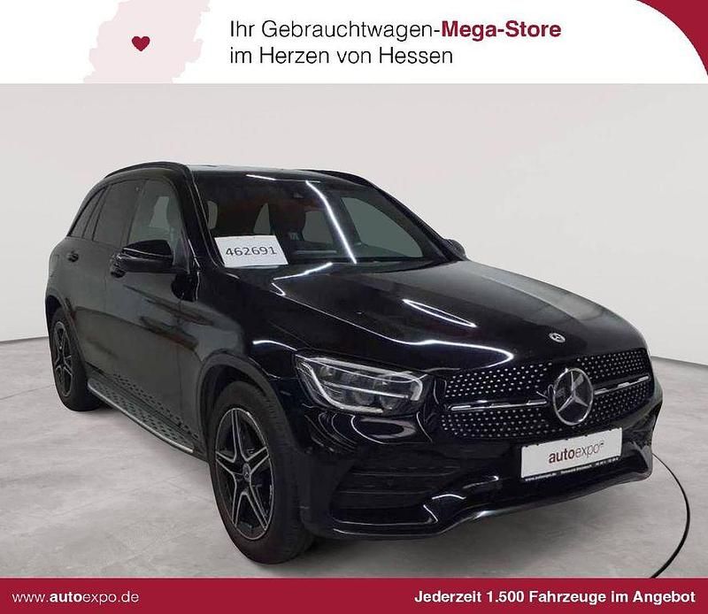 Schwarz Gebraucht 2021 Mercedes GLC220 AMG SUV | 29.689 € (Fairer Preis) - Bild 1/4