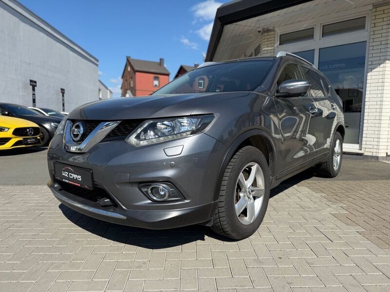 Grau Gebraucht 2017 Nissan X-Trail N-Connecta SUV | 17.499 € (Fairer Preis) - Bild 1/4