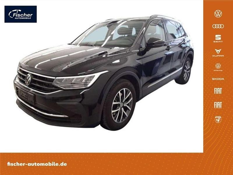 Schwarz Gebraucht 2023 VW Tiguan Life SUV | 29.980 € (Guter Preis) - Bild 1/4