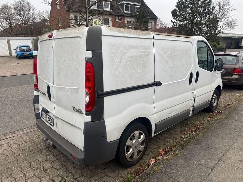 Gebraucht Renault Trafic 90 PS (66 kW) 2011 Weiß Van / Kleinbus