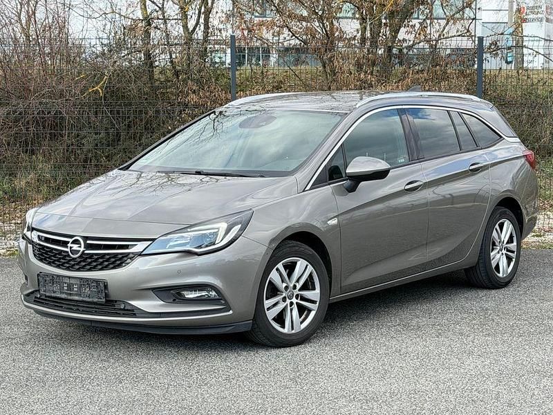 Gebraucht Opel Astra Dynamic 136 PS (100 kW) 2016 Grau Kombi