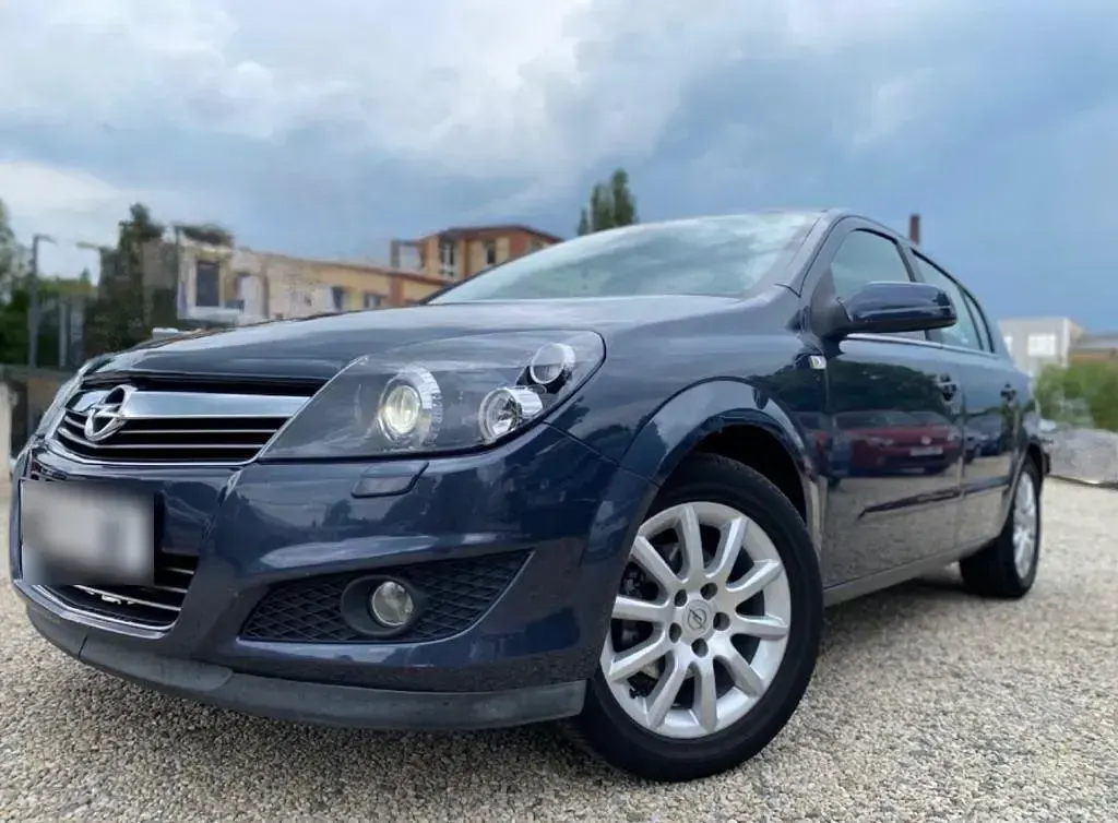 Gebraucht Opel Astra Innovation 116 PS (85 kW) 2009 Blau Limousine