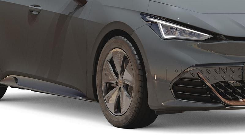 Second-hand Cupra Born 150 kW (204 CP) 2024 Gri Hatchback