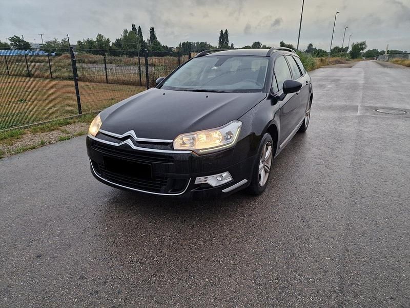 Schwarz Gebraucht 2012 Citroën C5 Kombi | 4.500 € (Fairer Preis) - Bild 1/4