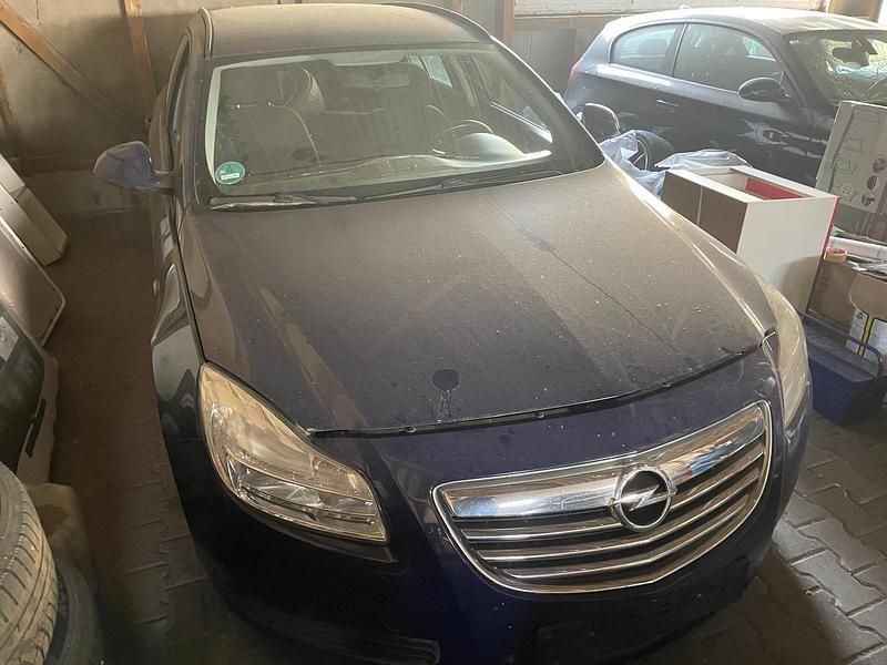 Second-hand Opel Insignia 2012 Albastru Break