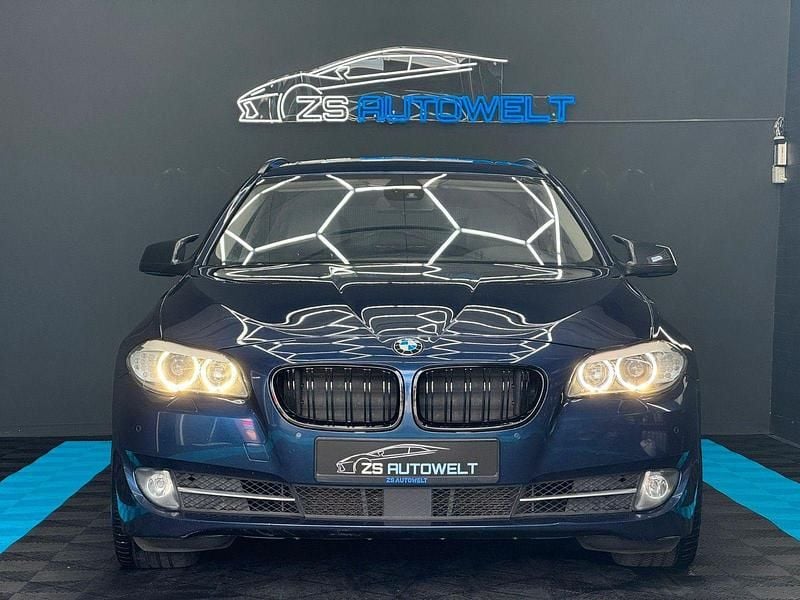 Gebraucht BMW 530 Performance 258 PS (189 kW) 2012 Blau Kombi