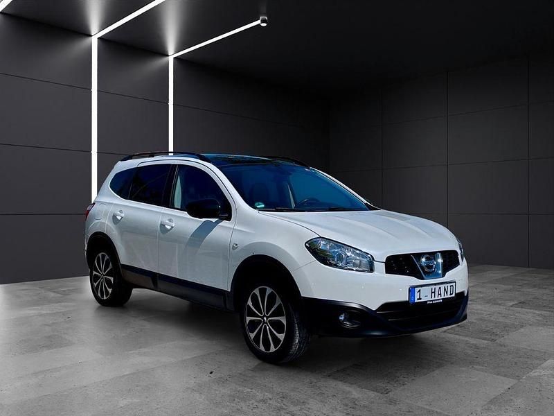 Weiß Gebraucht 2013 Nissan Qashqai +2 360º SUV | 10.990 € (Etwas zu teuer) - Bild 1/4