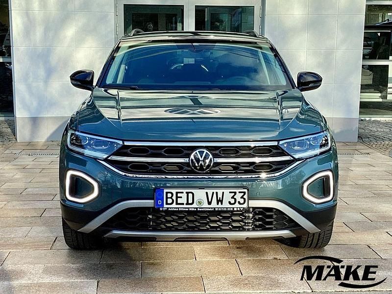 Gebraucht VW T-Roc Style 150 PS (110 kW) 2025 Petroleum blue metallic SUV